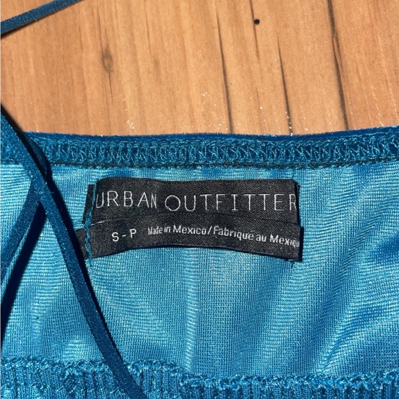 Urban outfitters Blue velvet thick tank top size small - Picture 2 of 2